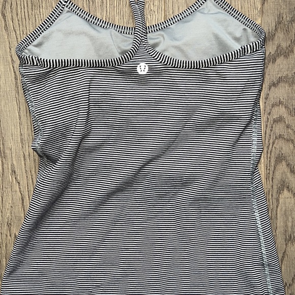 Lululemon tank top - Picture 3 of 4